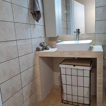 Siesta House * Néa Péramos