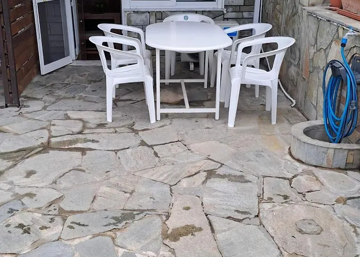 Siesta House *